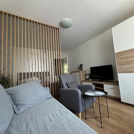 Kalwaryjska Spot Apartment In A Good Location كراكوفيا المظهر الخارجي الصورة